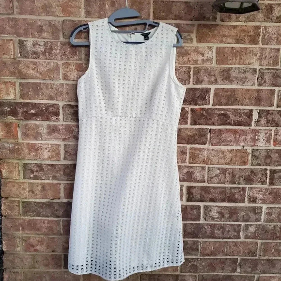 Ann Taylor 8 White Dress - Picture 1 of 3